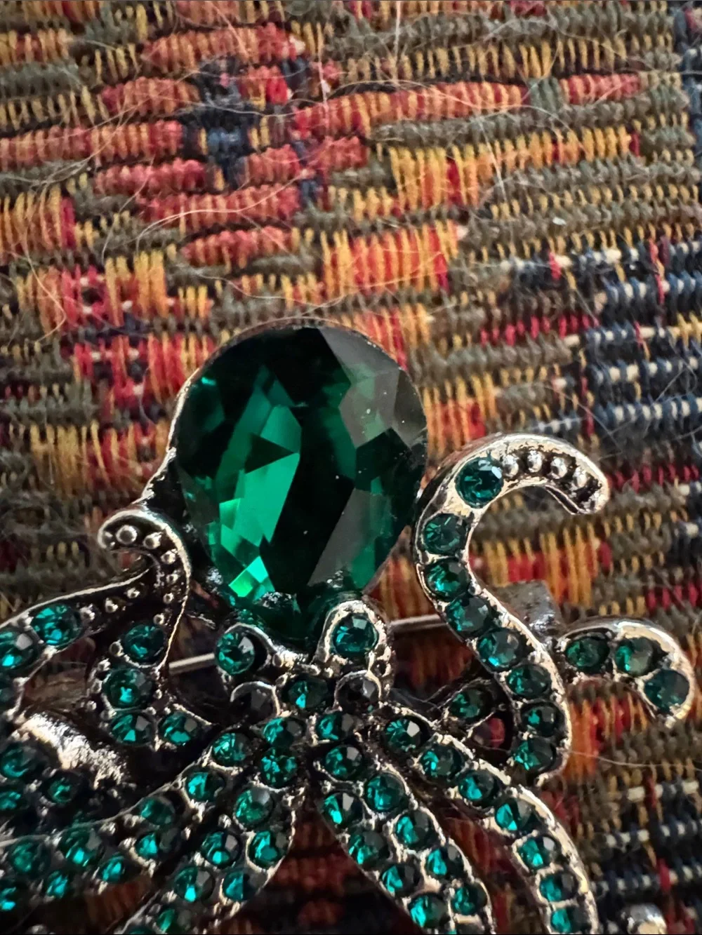 NWOT Emerald Octopus Rhinestone Brooch - Green Crystal Accent